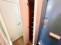 レオパレス白金 玄関