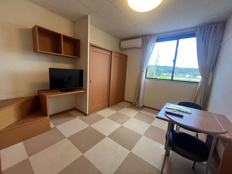 レオパレスエクセル　ケンⅡ 居間