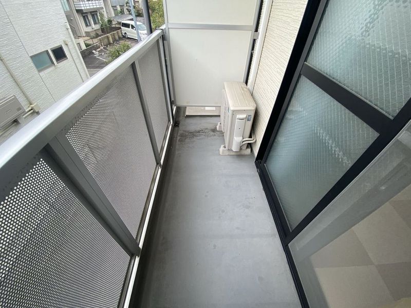 レオパレスメイプルリーフ バルコニー