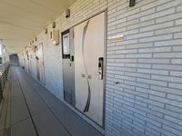 ミランダ二反田 玄関