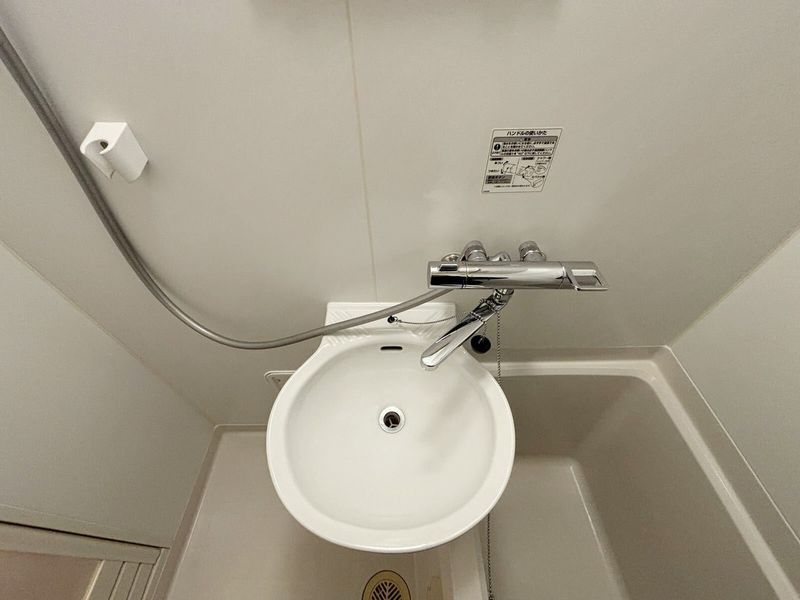 レオパレスオアシス山手 洗面台
