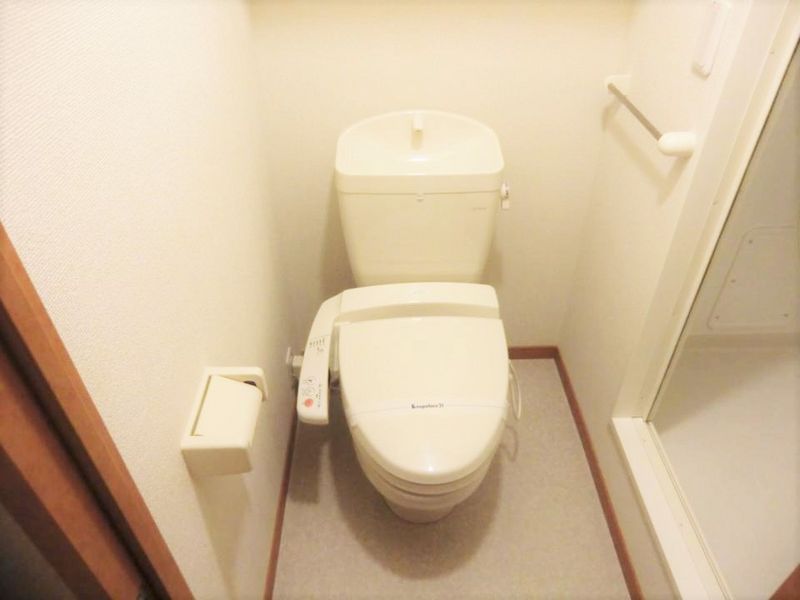 レオパレス上坂部Ⅱ トイレ