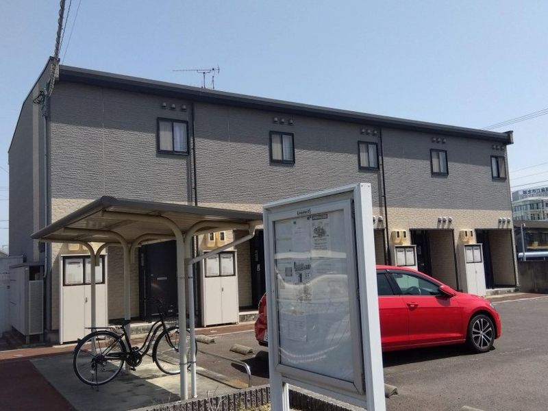 レオパレス中央町 外観