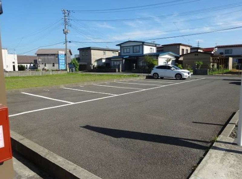 レオパレスエステートⅡ 駐車場