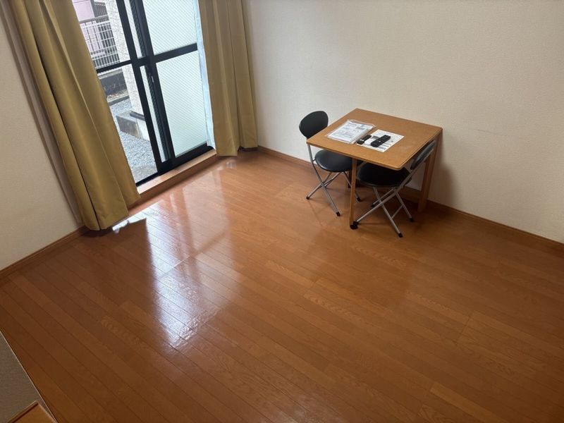 レオパレス宮代庭苑　Ⅱ 居間