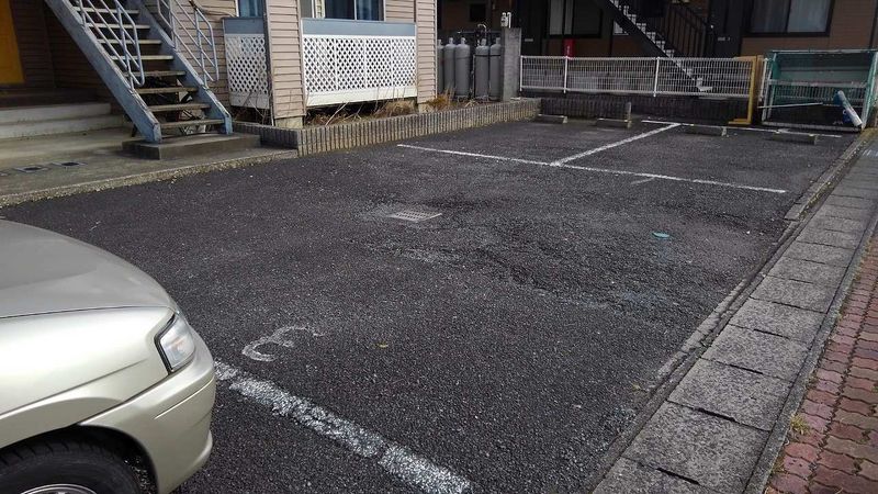 レオパレスエル・ソールＡ　 駐車場