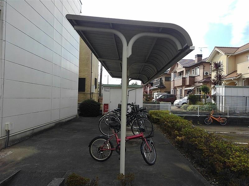 レオパレスナツミ 共用部分