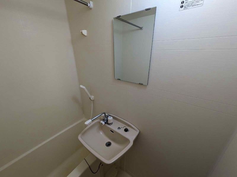 レオパレスクインスＢ 洗面台