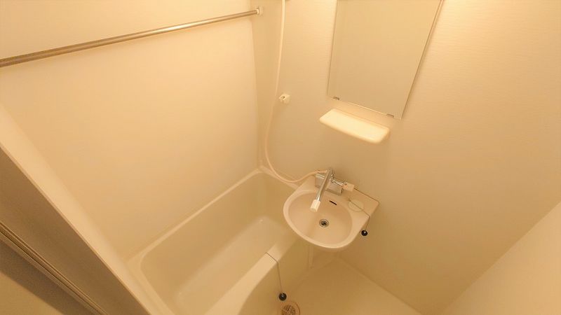 レオパレスみや 風呂