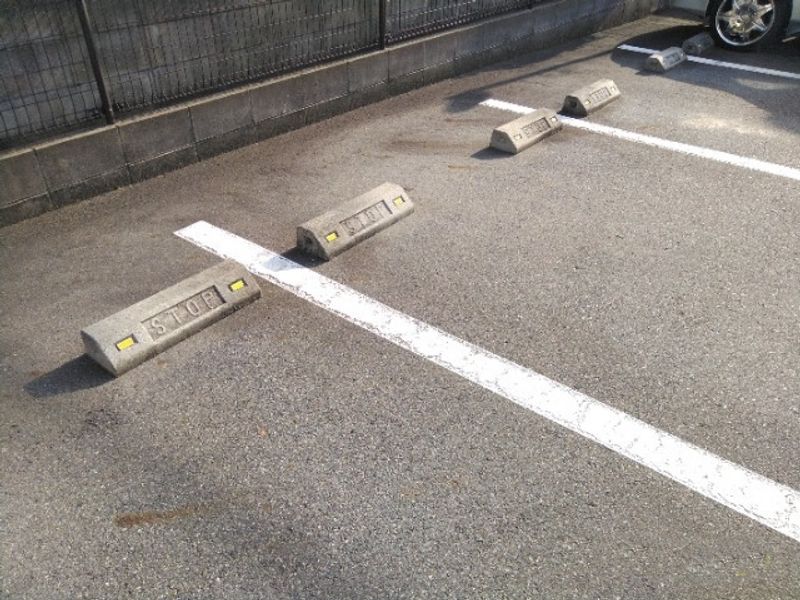 レオパレスセピアコート 駐車場