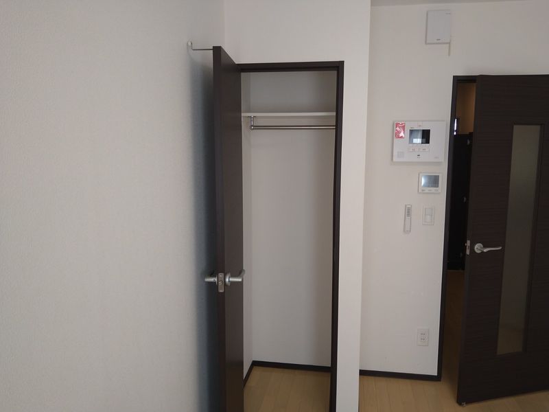 クレイノメイプル 収納
