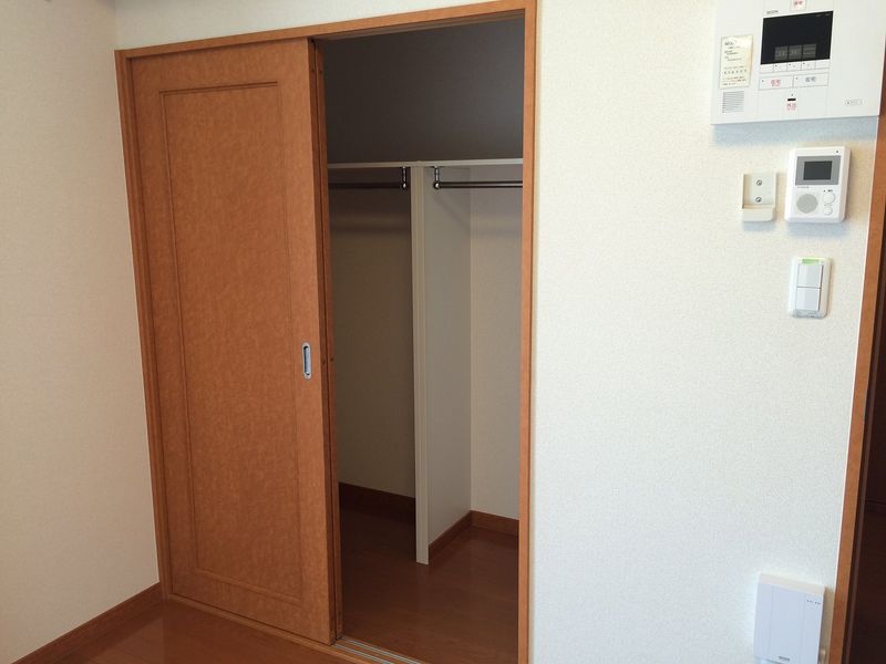 レオパレスグレンツェ木戸 収納