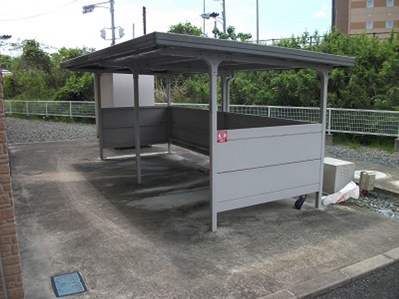 レオパレス小泉山田 共用部分