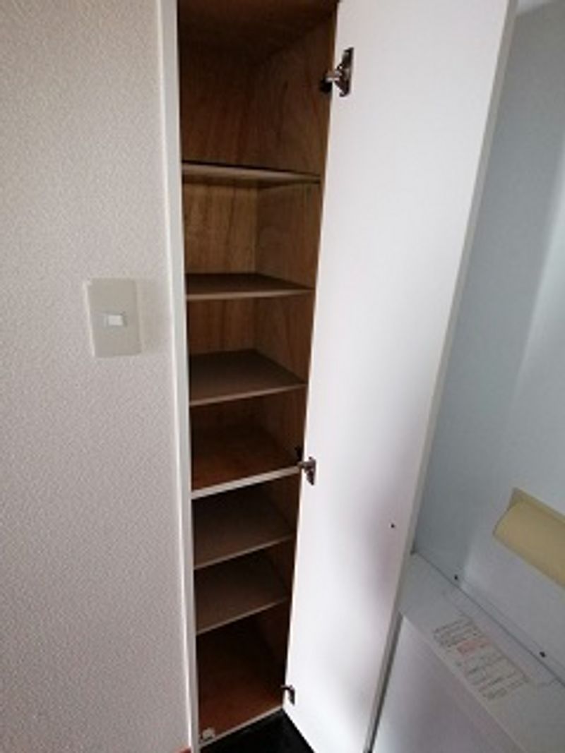 レオパレスレインボーパレス 収納