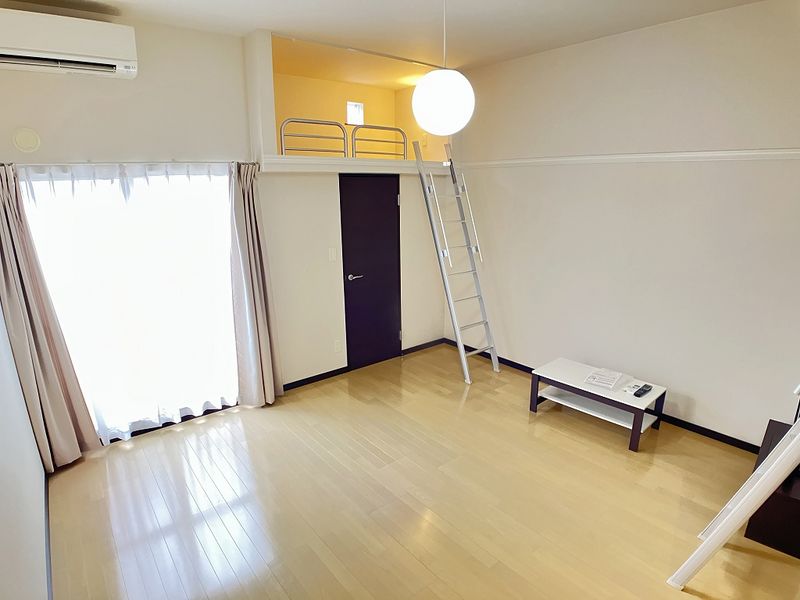 レオネクスト清水Ⅳ 居間