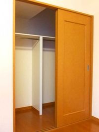 レオパレス上新井レジデンス 収納