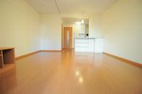 レオパレスオアシス 居間
