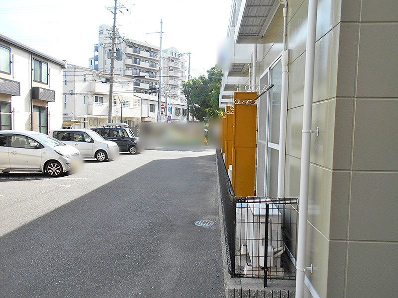 レオパレスオアシス 駐車場