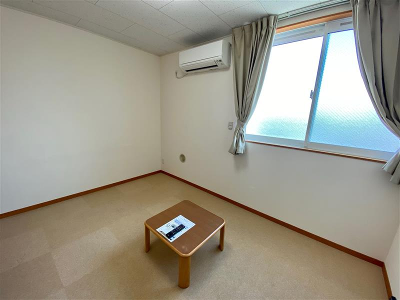 レオパレスシンフォニー 居間