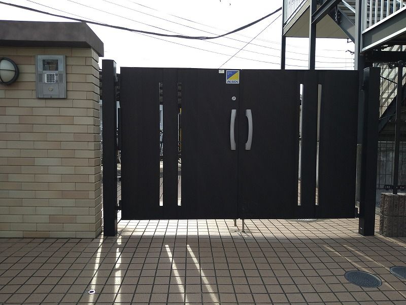 レオパレスホワイトコート高田西 セキュリティ