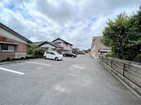 レオパレスＢ　ＺＯＮＥ 駐車場