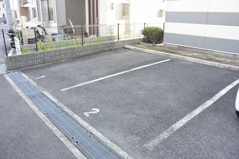 レオパレス豊島南 駐車場
