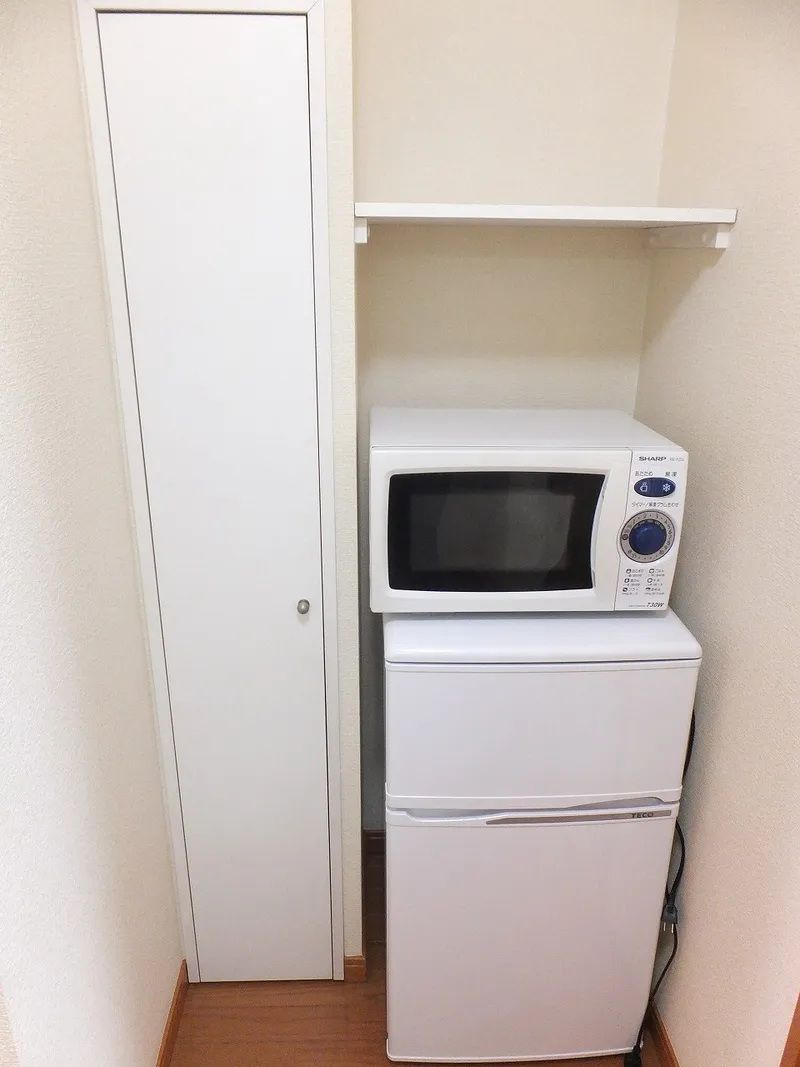 レオパレスリバーサイド上砂 収納