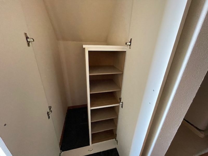 leopalace Misato Storage