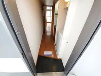 レオパレス天上野 玄関