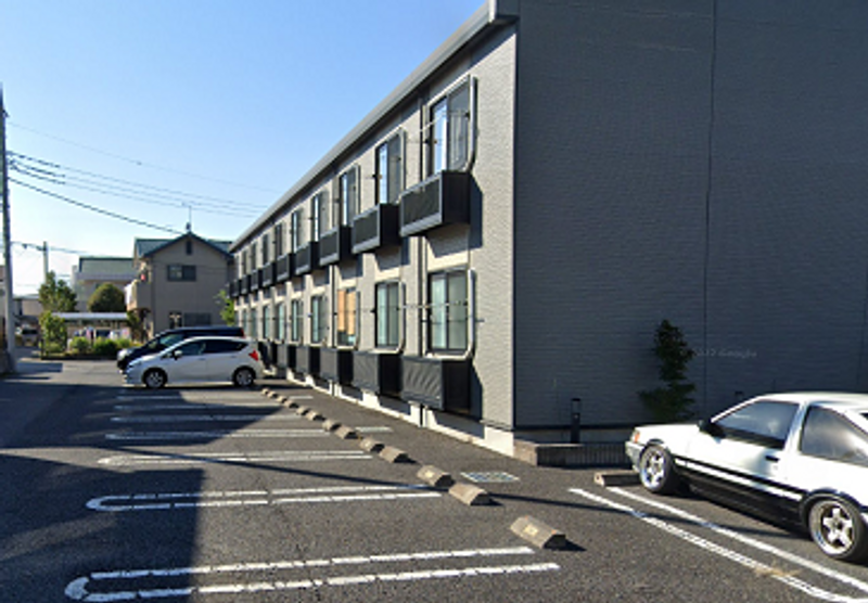 レオパレスグランロッシュ 駐車場