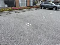 レオパレスヴォワール 駐車場