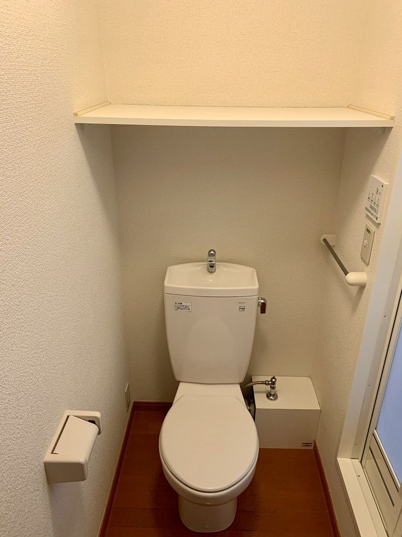 レオパレスカネエーズ吾妻 トイレ