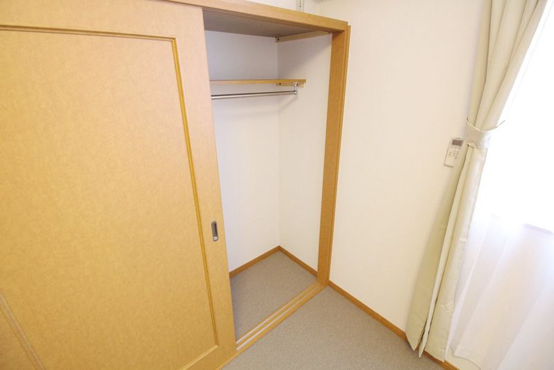 レオパレス比叡 収納