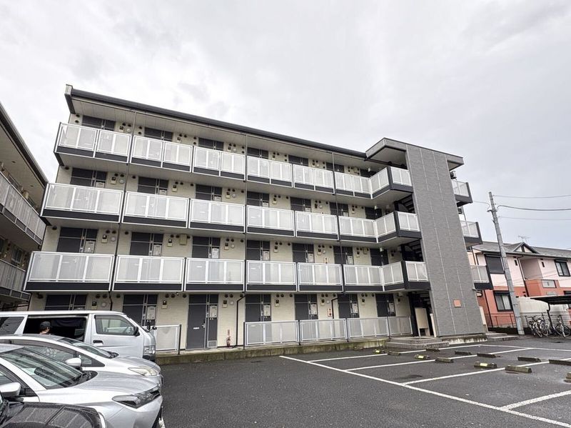 レオパレスラ　ソワ 外観