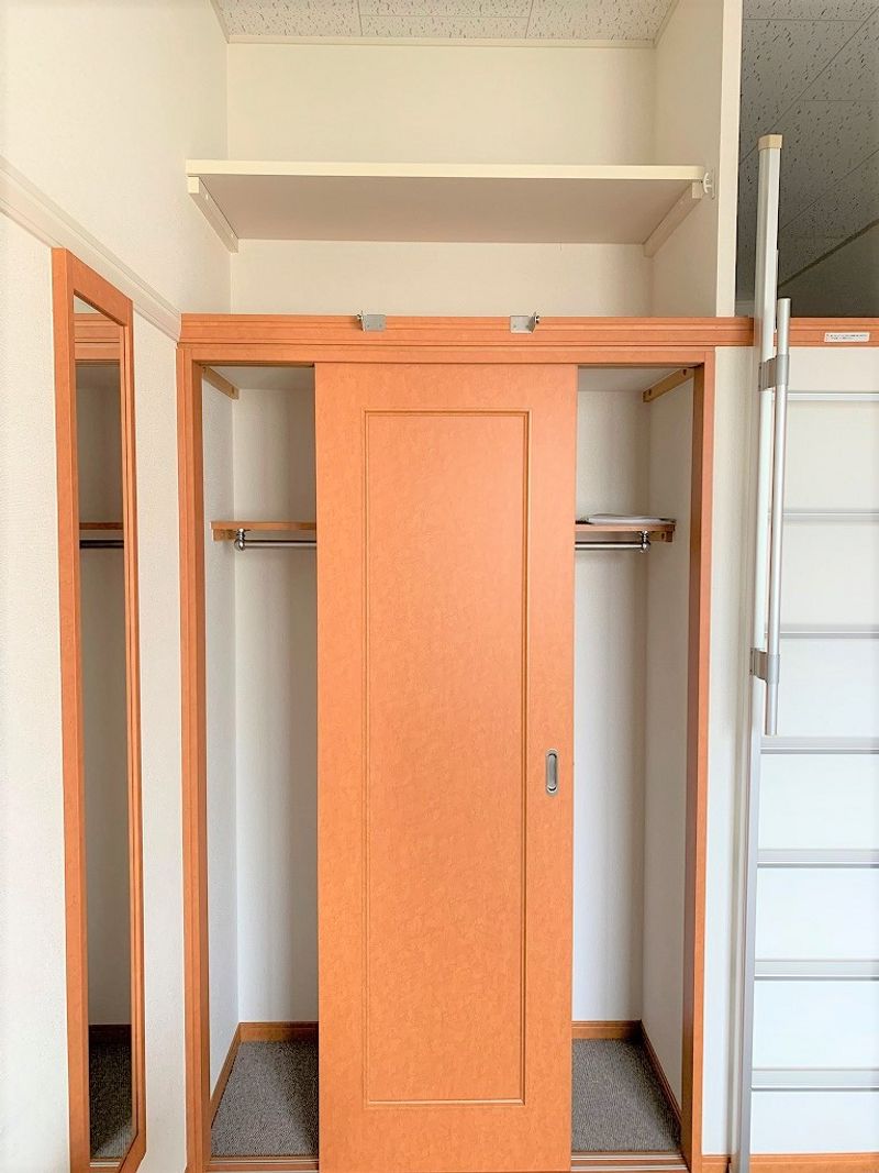 レオパレス薫峰 収納