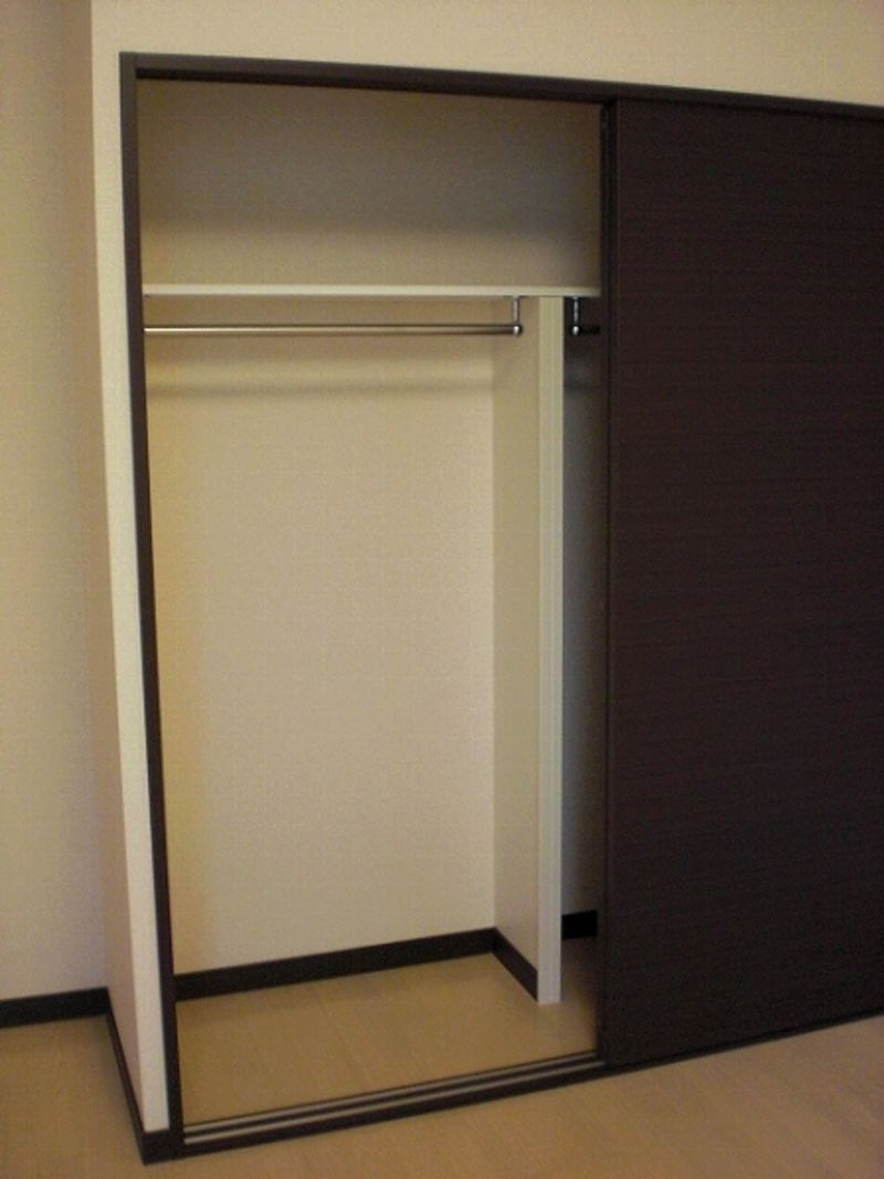 レオネクストソワ　メゾンⅣ 収納