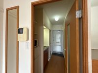 レオパレス柏屋 玄関
