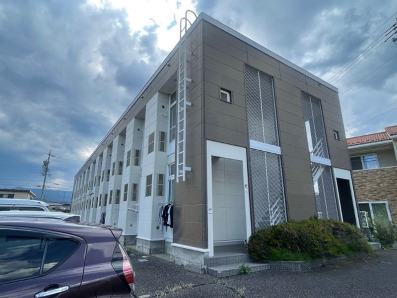 レオパレス辰野 外観