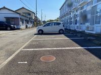 レオパレスＳＫＹ　ＹＡＲＤ 駐車場