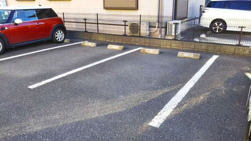レオパレスＢｌｏｏｍｉｎｇ 駐車場
