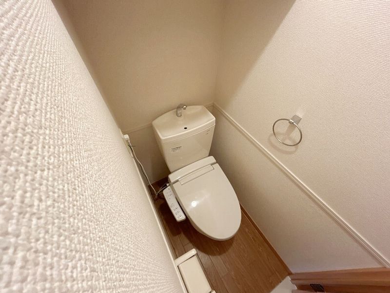 レオパレスウイスタリア トイレ