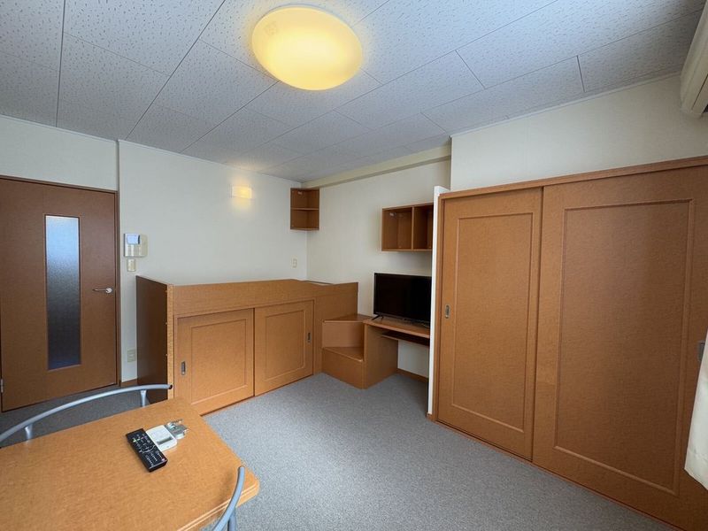 レオパレススカイパーク　ナカヤ 居間