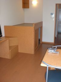 レオパレスキアヌ 居間