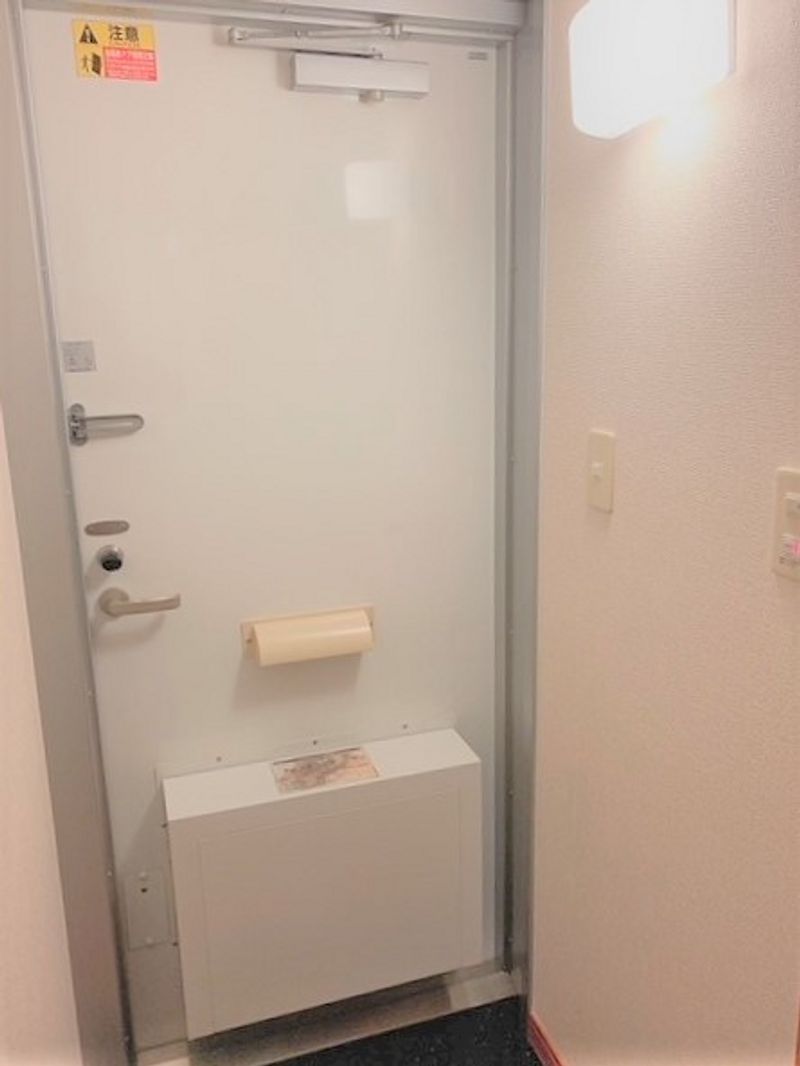 レオパレス水堂 玄関
