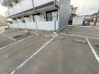 レオパレスＪＵＳＴＩＣＥ 駐車場