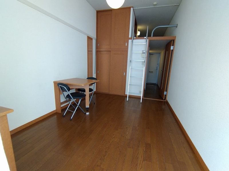 レオパレスリン 居間