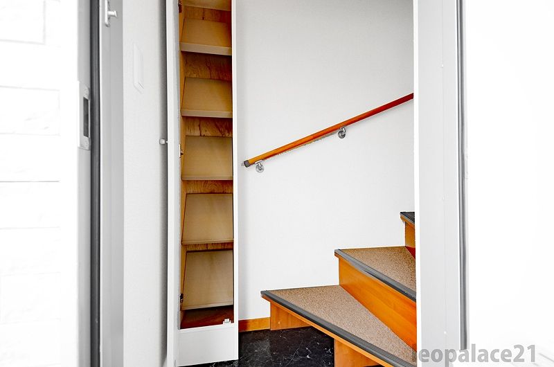 leopalace Nap Chambre Entrance