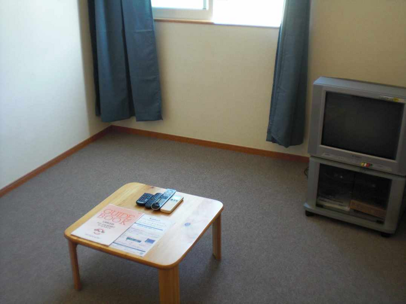 leopalace Kamegahara 客厅