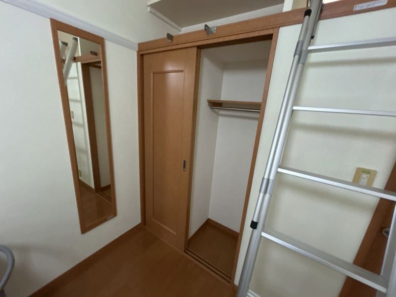 レオパレス原 収納