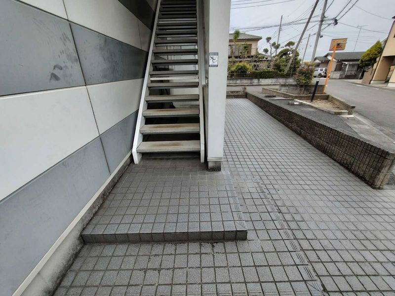 レオパレススクワールタナカ 共用部分